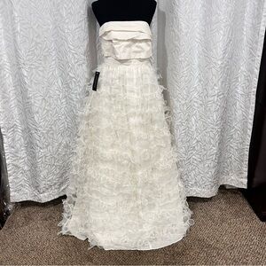 White wedding ball gown dress NWT size 6